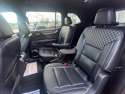Certified 2024 GMC Acadia Denali AWD/4WD image 23