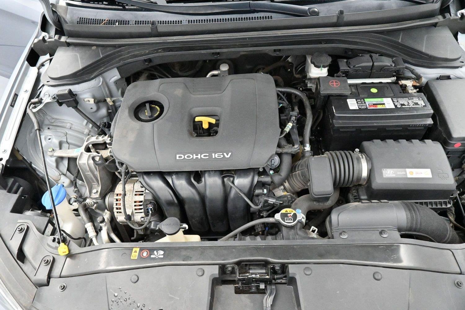 Used 2017 Hyundai Elantra Limited FWD image 34