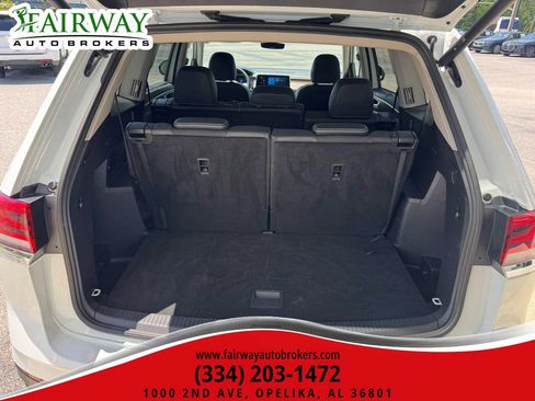 Used 2025 Volkswagen Atlas SE AWD/4WD image 28