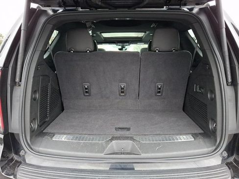 Used 2021 Chevrolet Tahoe High Country w/ Premium Package AWD/4WD image 35