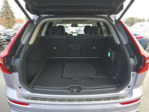 New 2026 Volvo XC60 B5 Plus w/ Protection Package Premier image 17