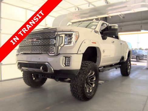 Used 2020 GMC Sierra 2500 Denali w/ Denali Ultimate Package AWD/4WD image 1