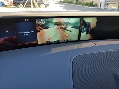 Certified 2024 Lincoln Nautilus Reserve w/ Equipment Group 203A image 28