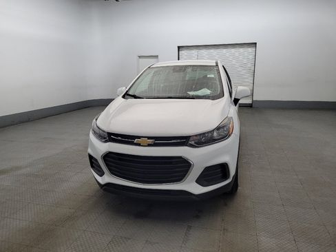 Used 2020 Chevrolet Trax LS w/ Fleet Convenience Package FWD image 15