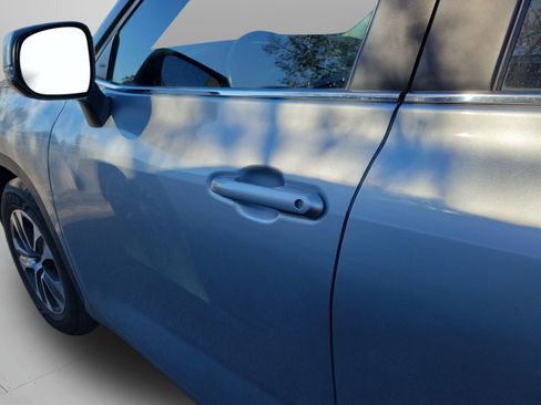 Used 2023 Toyota Highlander XLE image 25