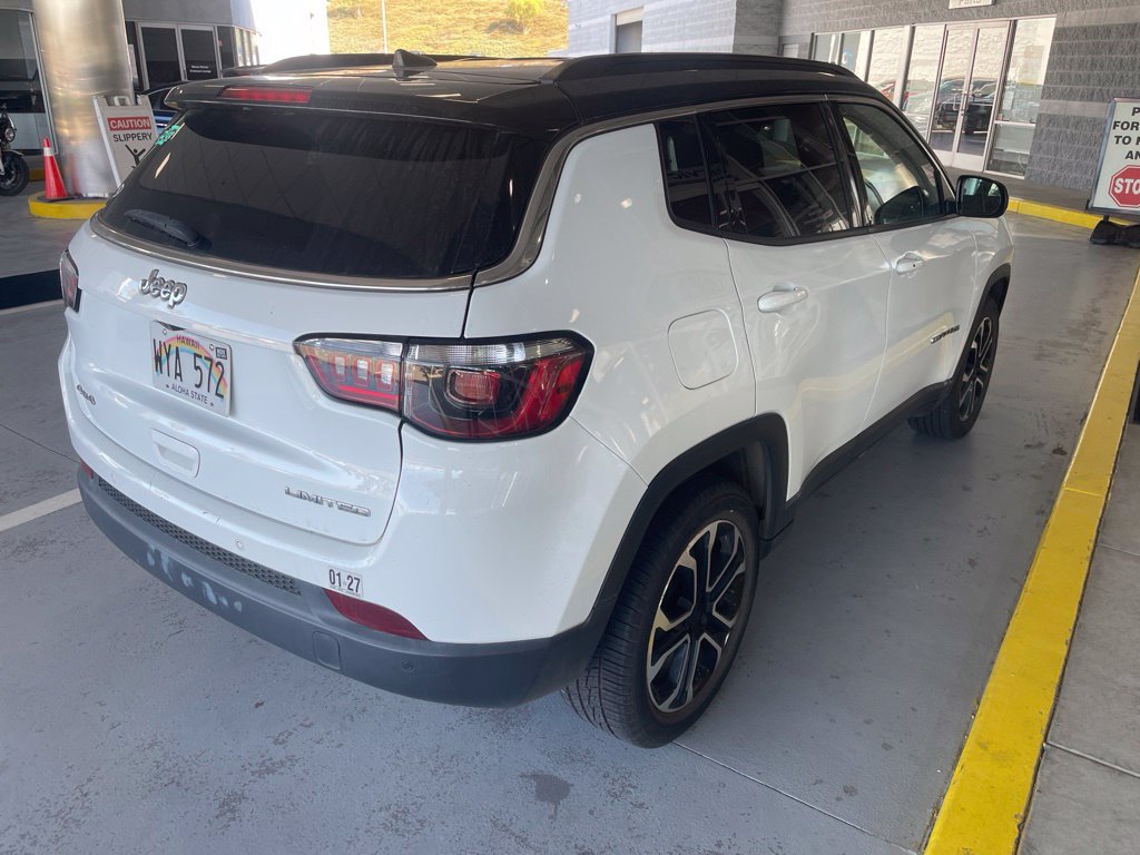 Used 2024 Jeep Compass Limited AWD/4WD image 3