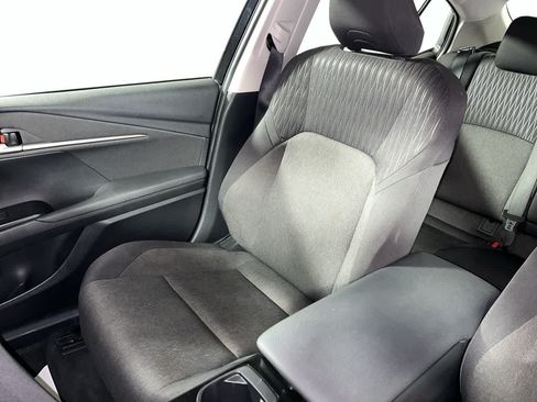 Used 2025 Toyota Camry LE FWD image 25