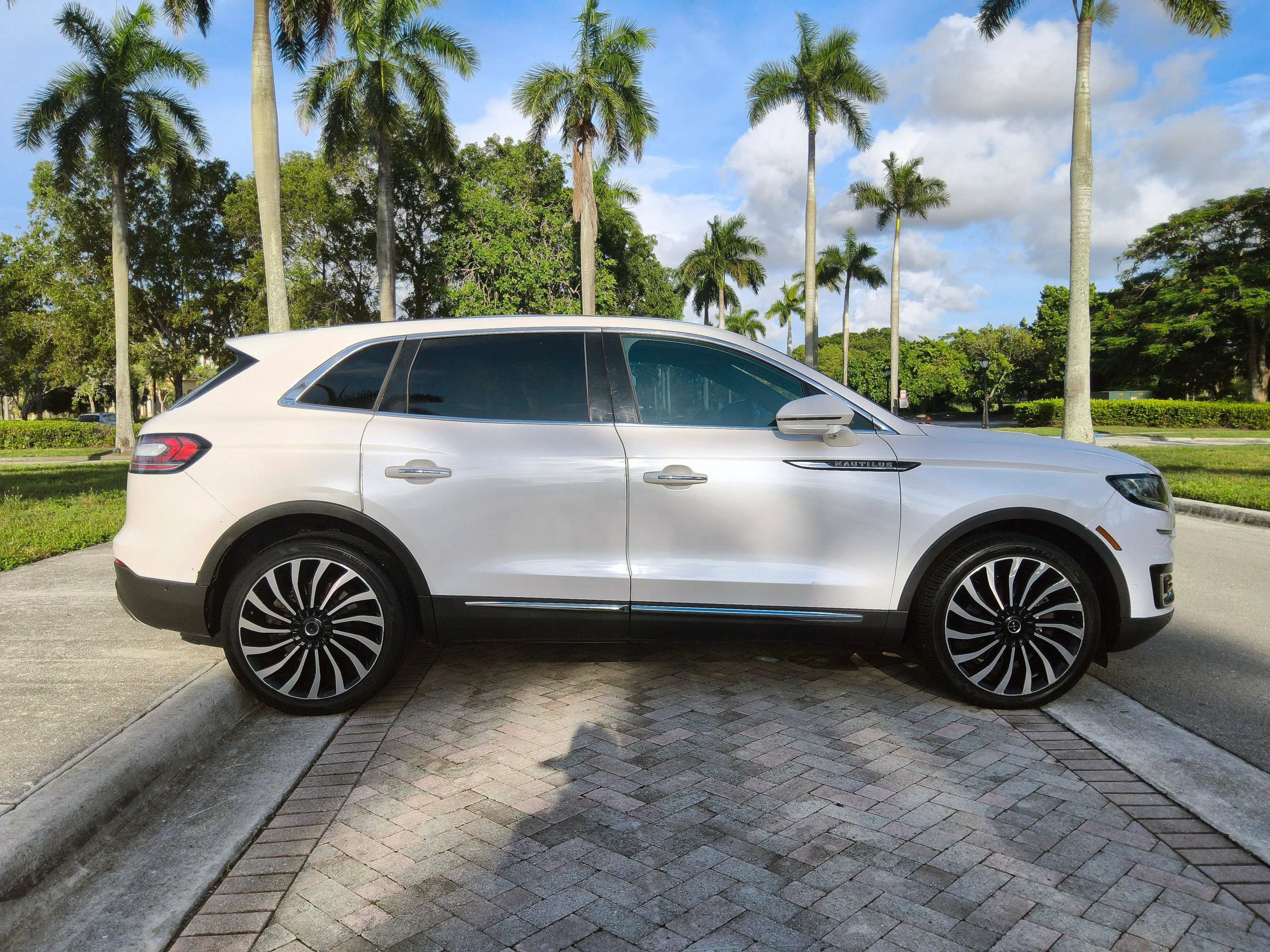 Used 2019 Lincoln Nautilus Black Label AWD/4WD image 20