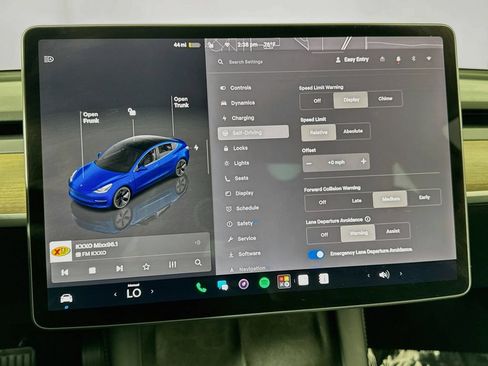 Used 2023 Tesla Model 3 Standard Range RWD image 24