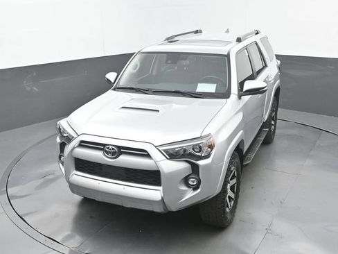Used 2024 Toyota 4Runner TRD Off-Road Premium w/ Moonroof Package AWD/4WD image 30