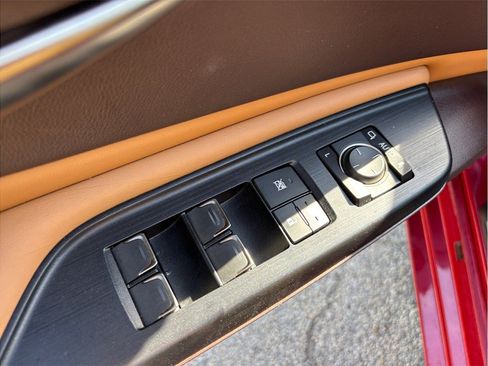 Used 2021 Lexus ES 350 Ultra Luxury w/ Accessory Package 2 FWD image 23