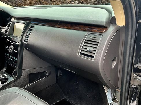 Used 2019 Ford Flex Limited image 16