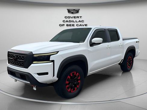 Used 2024 Nissan Frontier PRO-4X w/ Pro Convenience Package image 3