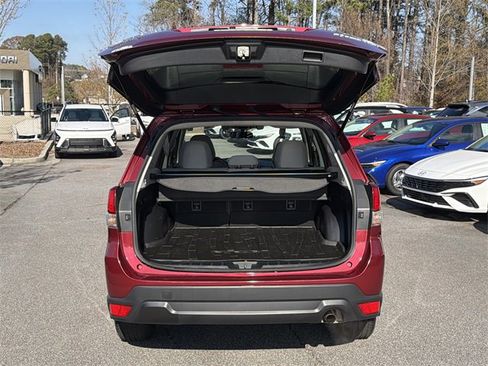 Used 2021 Subaru Forester Premium image 18