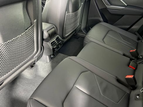 Used 2025 Audi Q3 2.0T Premium w/ Convenience Package image 11