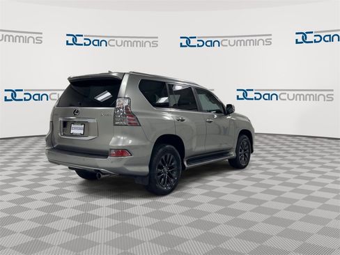 Used 2021 Lexus GX 460 Premium w/ Premium Package image 10
