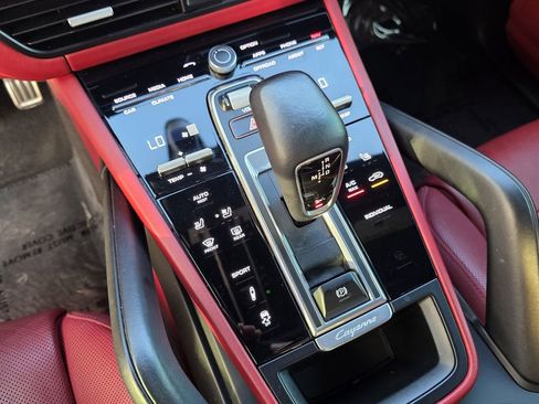 Certified 2021 Porsche Cayenne GTS image 30