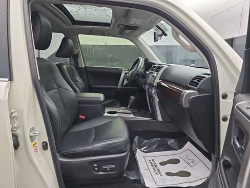 Used 2016 Toyota 4Runner Limited image 47