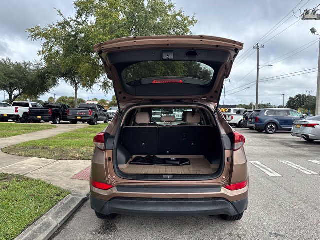 Used 2017 Hyundai Tucson SE w/ SE Popular Package 02 FWD image 18