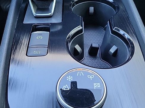 Used 2023 Nissan Rogue SV image 25