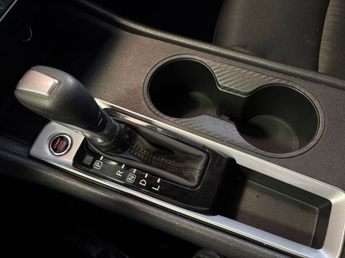 Used 2025 Nissan Altima 2.5 SV image 42