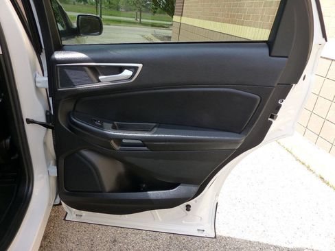 Used 2023 Ford Edge SEL AWD/4WD image 40