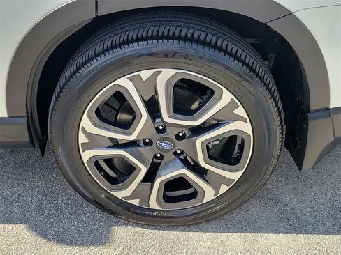 Used 2024 Subaru Ascent Touring w/ Popular Package #2 image 5