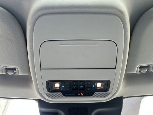 Used 2025 Ford Expedition Max Platinum AWD/4WD image 22
