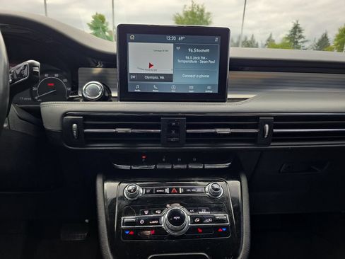 Used 2021 Lincoln Corsair AWD w/ Rear Removable Package Tray image 24