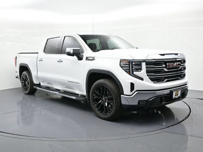 Used 2025 GMC Sierra 1500 SLT w/ SLT Premium Package