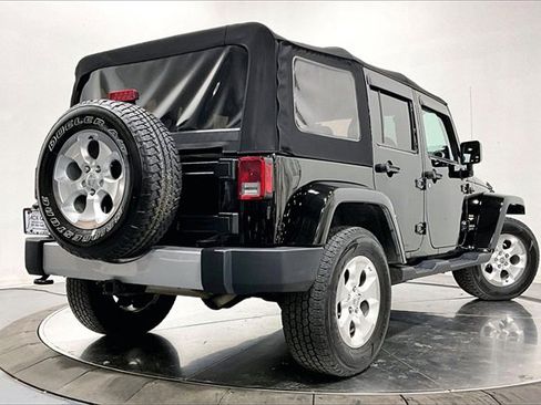 Used 2014 Jeep Wrangler Unlimited Sahara w/ Connectivity Group image 2