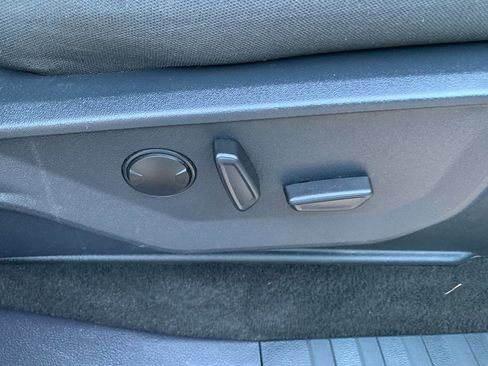 Used 2022 Ford F150 XLT w/ Equipment Group 302A High image 13