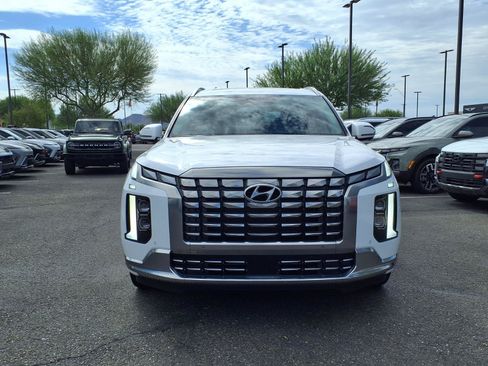 Used 2025 Hyundai Palisade Calligraphy AWD/4WD image 2