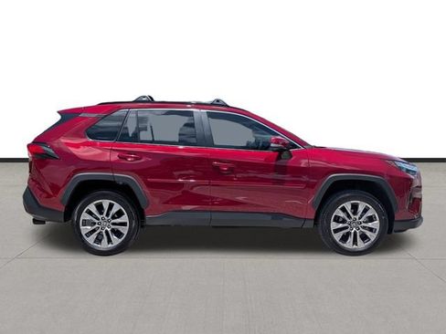 Used 2025 Toyota RAV4 XLE Premium FWD image 4