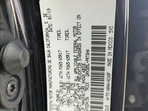 Used 2019 Toyota Tacoma TRD Sport AWD/4WD image 17
