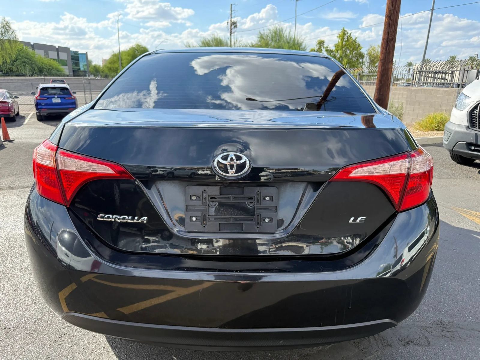 Used 2018 Toyota Corolla LE FWD image 6