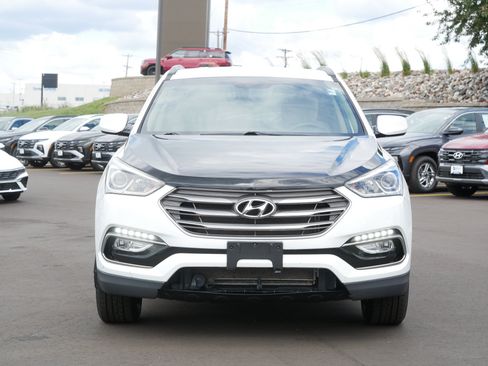 Used 2017 Hyundai Santa Fe Sport FWD image 3