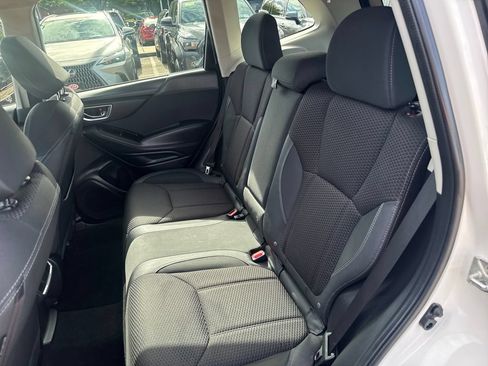 Used 2020 Subaru Forester Premium AWD/4WD image 38