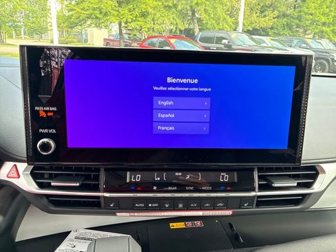 New 2026 Toyota Sienna XLE FWD image 25