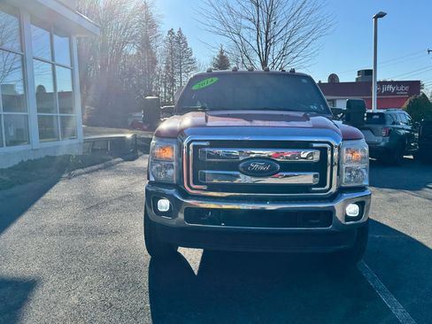 Used 2014 Ford F350 Lariat w/ Lariat Interior Package image 3