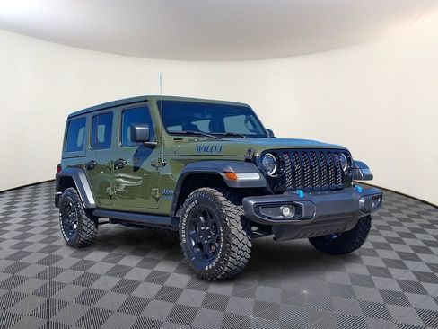 Used 2023 Jeep Wrangler Unlimited w/ Sun & Screen Package AWD/4WD image 1