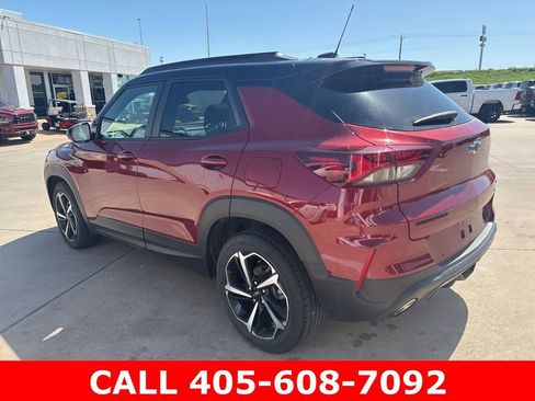 Used 2022 Chevrolet TrailBlazer RS w/ Sun and Liftgate Package FWD image 19
