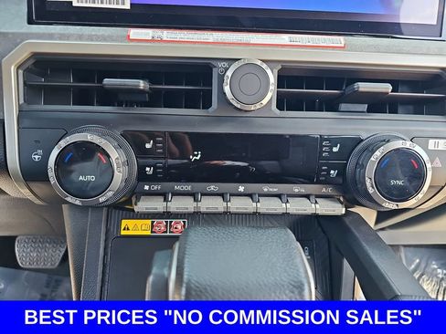 Used 2025 Toyota Tacoma 4x4 Double Cab Hybrid image 20