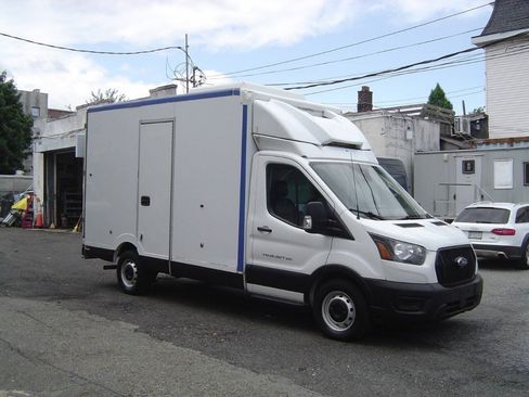 Used 2020 Ford Transit 350 w/ Upfitter Package RWD image 3