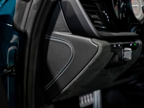 Used 2024 Porsche 911 Dakar image 22