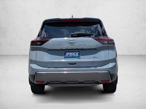 Used 2024 Nissan Rogue SL w/ SL Premium Package FWD image 7