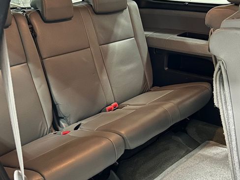 Used 2011 Toyota Sequoia Limited AWD/4WD image 11