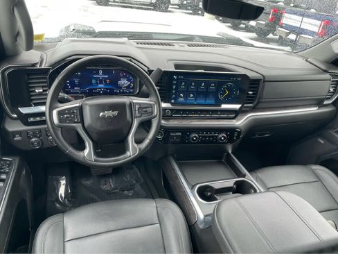 Used 2024 Chevrolet Silverado 2500 LTZ w/ LTZ Plus Package image 17