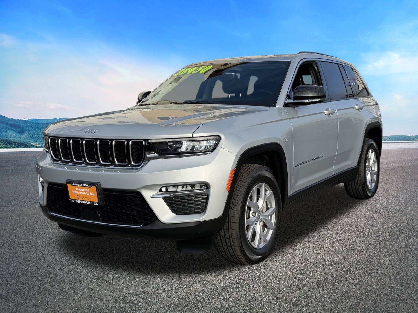Used 2022 Jeep Grand Cherokee Limited RWD image 4