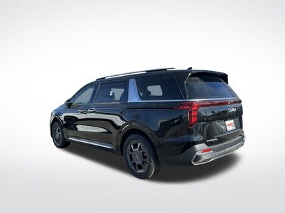 New 2026 Kia Carnival SX
